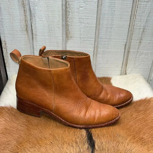 Ariana Bohling women size 9 tan booties
